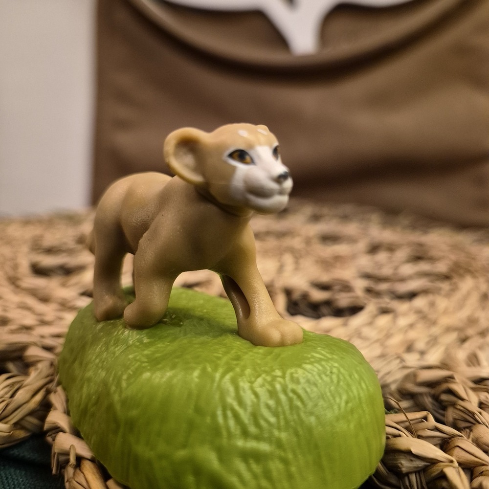 ✅2019 McDonald's Disney The Lion King Nala Cub Toy Figure#️⃣22